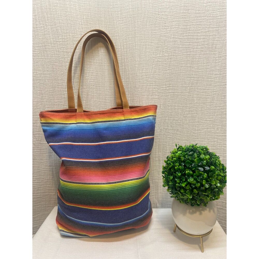 Bloomingdale's Beach Gym Bag Women's Striped Colorful Aztec